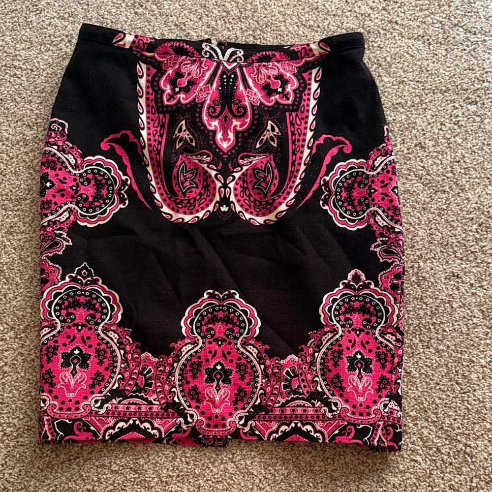 INC International Concepts Black & Hot Pink Paisley Pencil Skirt